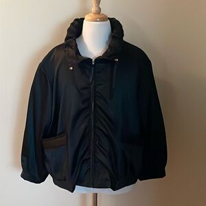 EUC~Woman’s Large Black Elle Zippered Decorative 3/4 Sleeve Jacket With Pockets